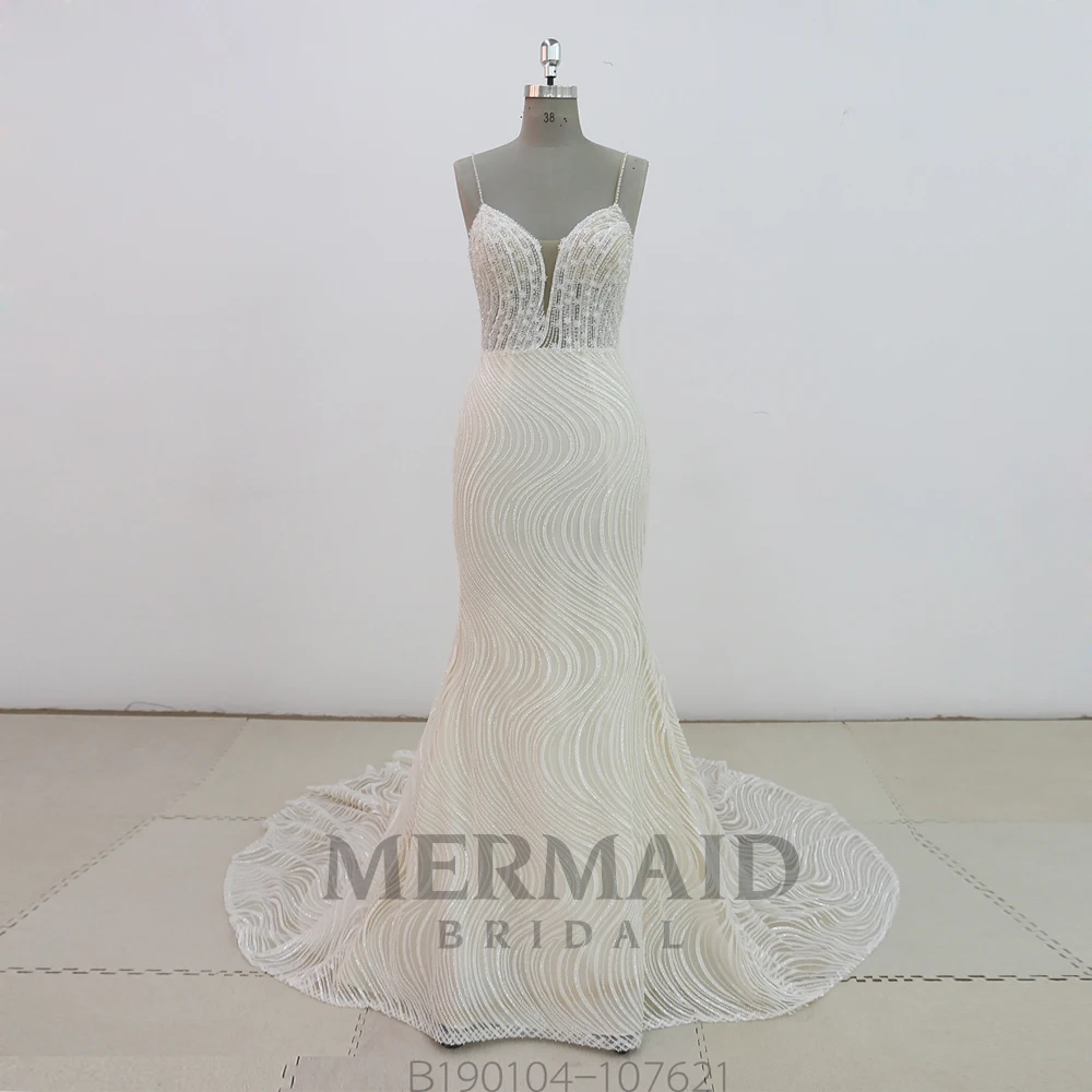 Новое прибытие Спагетти ремни с крупным бисером Русалка свадебное платье |