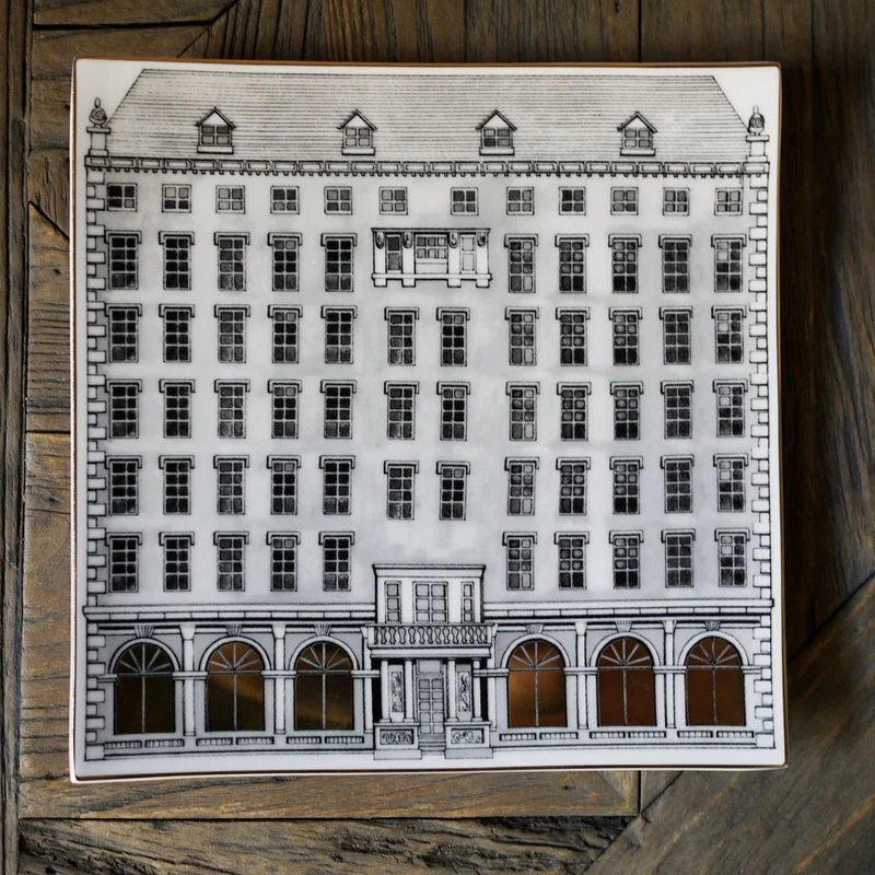 

Retro Gold Swan Castle Decorative Bone China Plate Decorative Plate 8/10 Inch Lina Style Hanging Plate Ceramic Room Decor