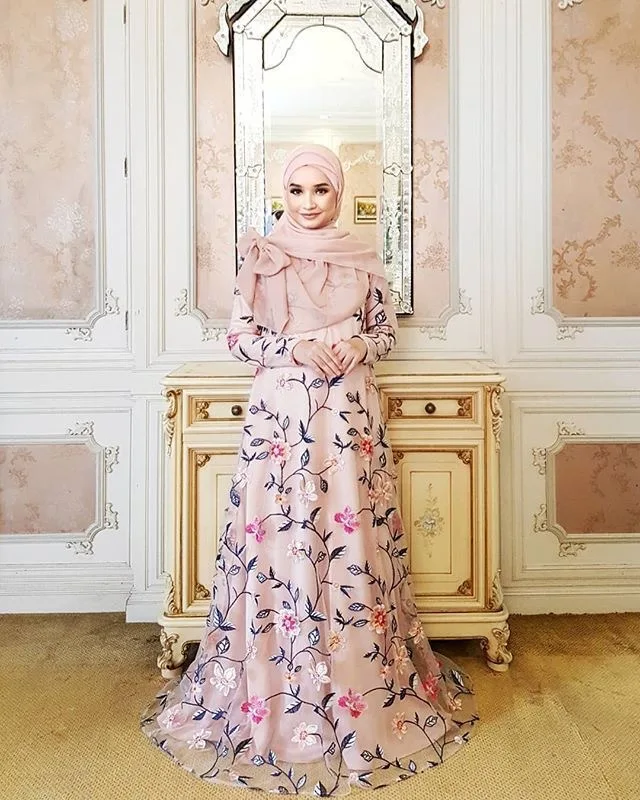 

WEPBEL Women Long Maxi Dress Mesh Embroidered Flower Floral Dress Large Size Muslim Abaya Middle East High Waist Ankle Length