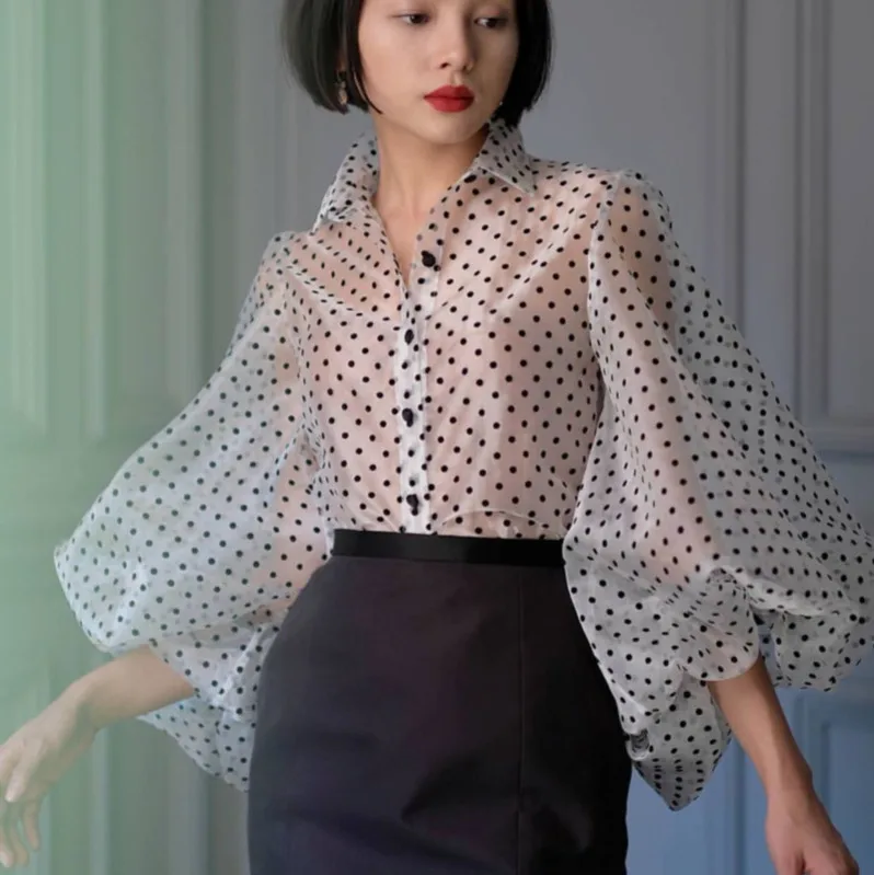 Женская тонкая рубашка в горошек DEAT черная Повседневная Свободная с