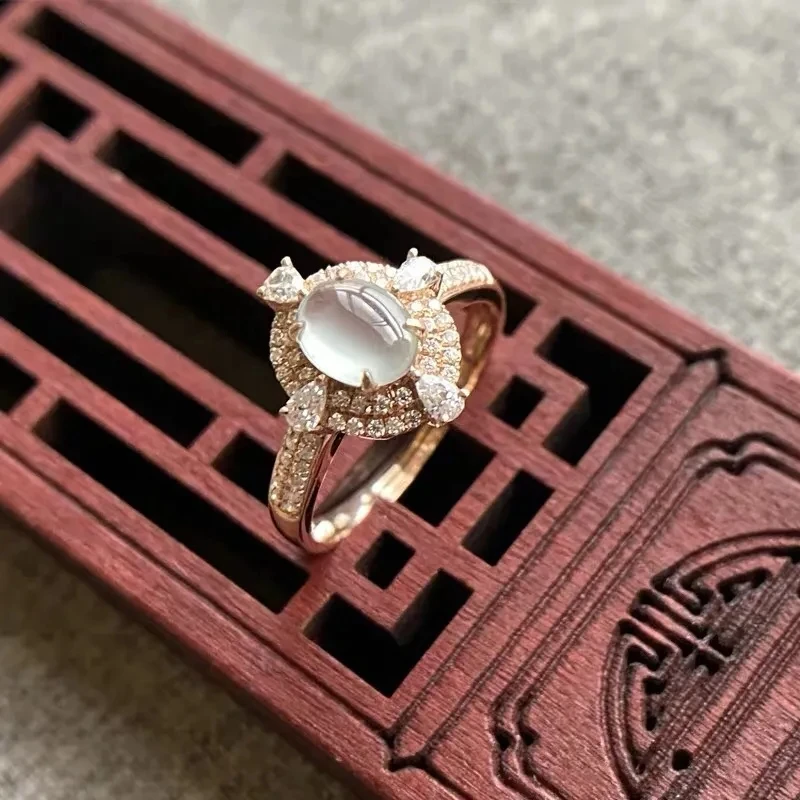 

S925 Sterling Silver High Ice Chalcedony Egg Surface Jade Ring Girls Delicate Hand Inlaid Open Mouth for Girlfriend Confession