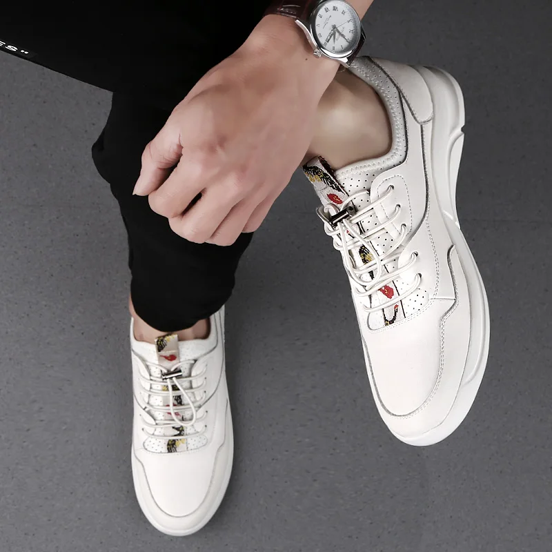 

2021 New Shoes Men Casual Shoes Genuine Leather Male Sneakers Brand Outdoor Shoes Travel Footwear Sneakers Slip On Flat Shoes