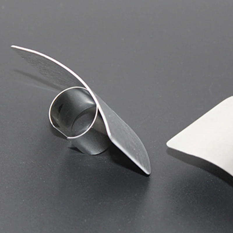 

New Good Household Supplies Stainless steel face nut household cutting tool rack kitchen tool cutting handle finger set cut food