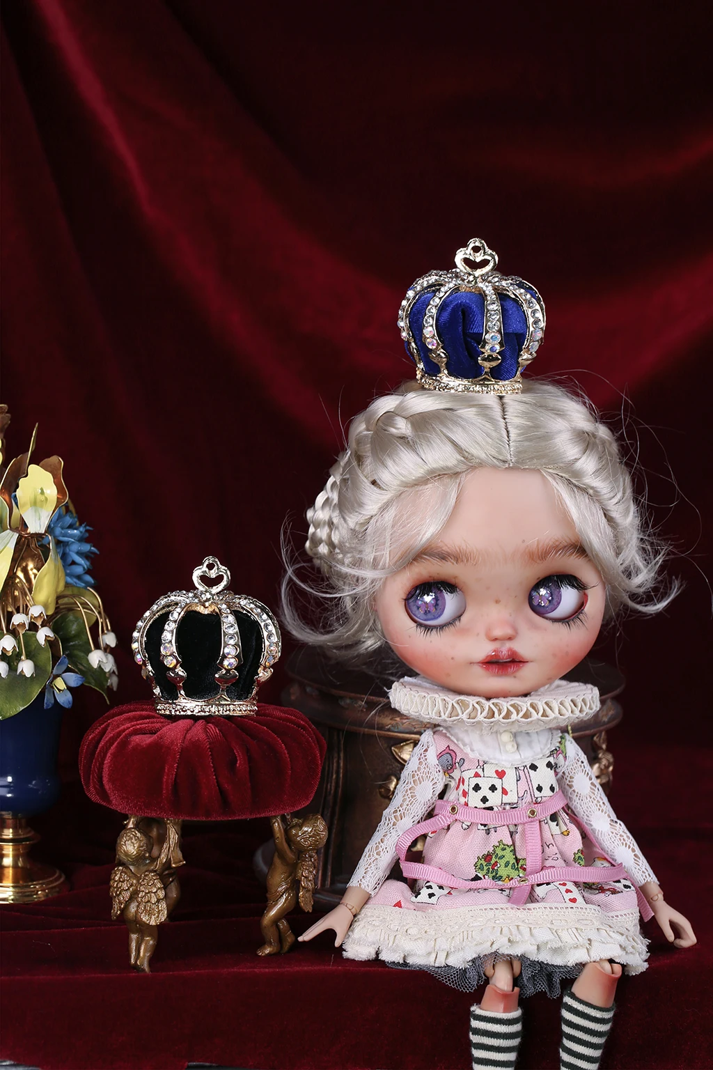 

Alloy velvet crown Blythe small cloth 3 points 4 points 6 points BJD soldier man photo props tiara