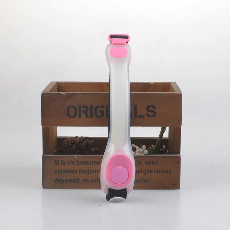 

Wrist Support Reflective Safety Arm Belt Strap Night Cycling Running LED Light Armband Durable Sports Safety Sportswear