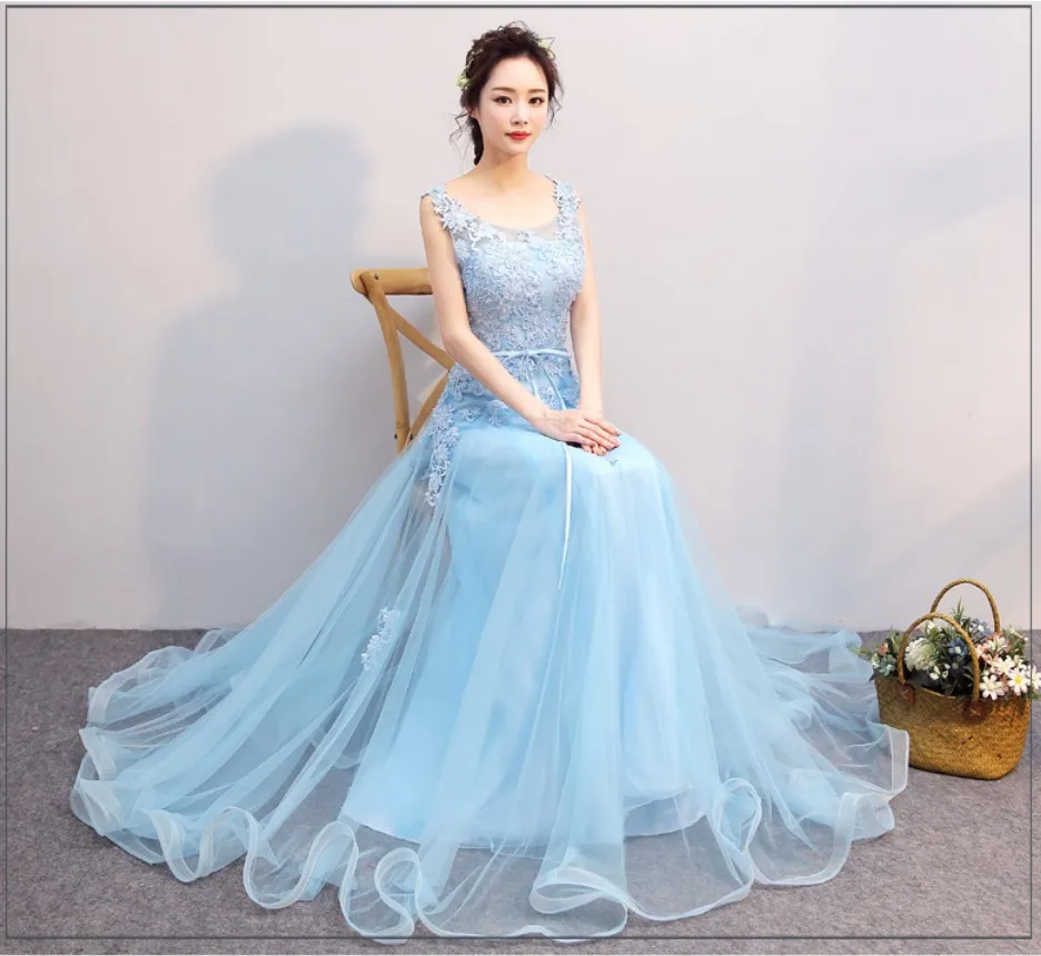 Небесно-голубое для подружки невесты новые платья из тюля расшитые бисером с