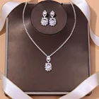 Комплект из колье и серёг, с кристаллами