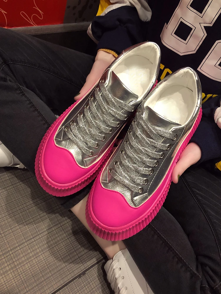 

Round Toe All-Match Shoes Woman 2021 Casual Female Sneakers Mixed Colors Modis Clogs Platform New Summer Cross Cute Creepers Lei