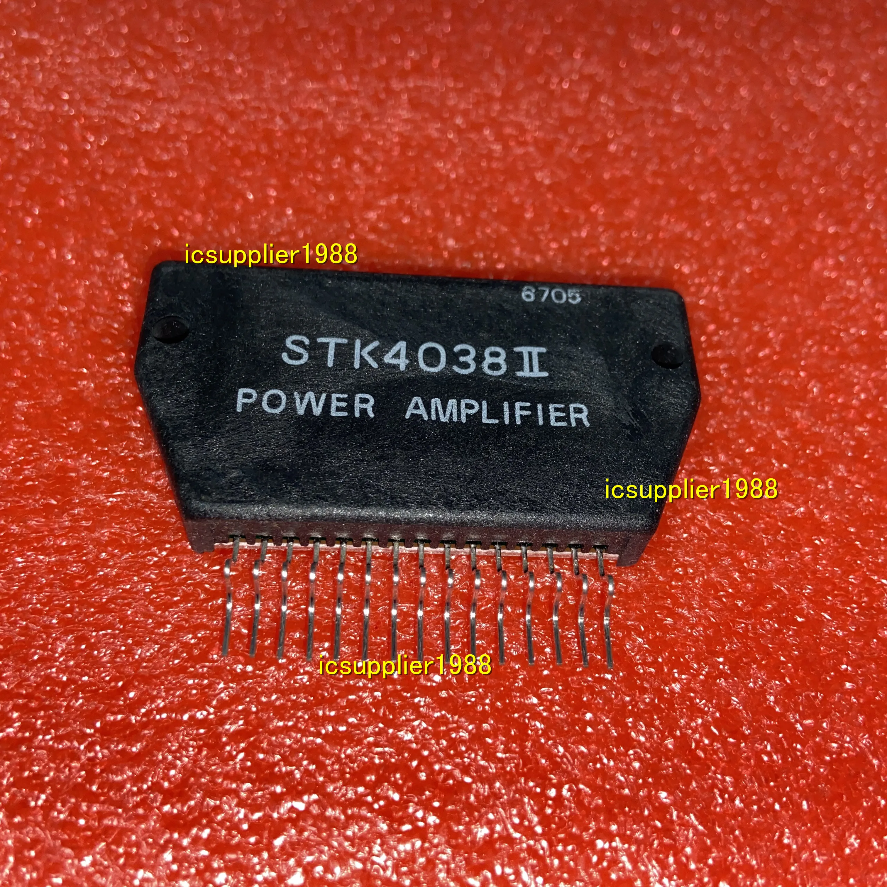 

STK4038II HYB15 AF усилитель мощности 60 Вт мин, THD = 0.4%