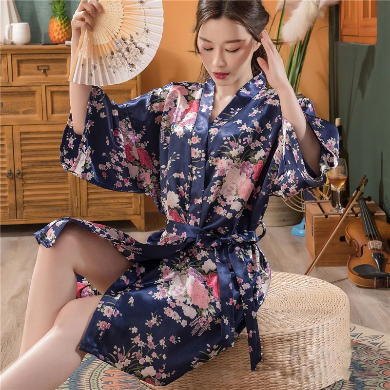 

Japanese Women Kimono Yukata Nightgown Sexy Fashion Satin Floral Print Sakura Cardigan Robe 2022 New Summer Pajamas Vintage