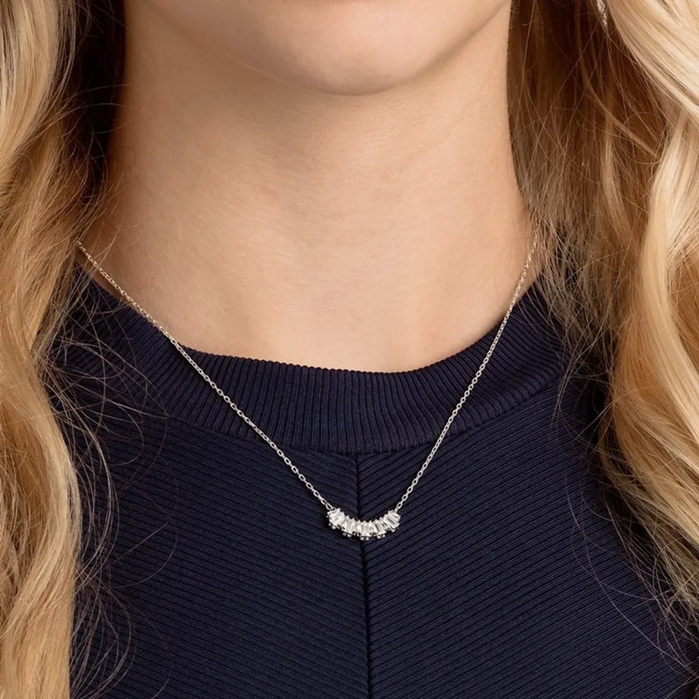 

SWA Fashion Jewelry High Quality Charm Simple Curved Crystal U-shaped Light Lock Necklace Female Romantic New Year Gift