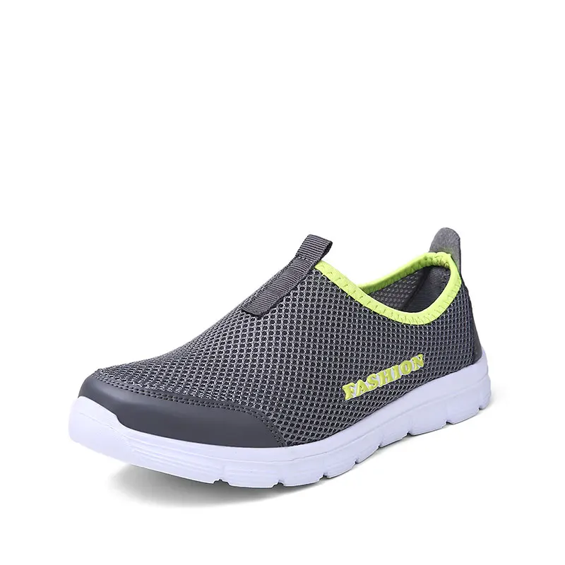 

2020 Men Aqua Shoes Unisex Women Mesh Light weight Outdoor Beach Water Quick-Dry Summer Old Men Walking Wading Shoes