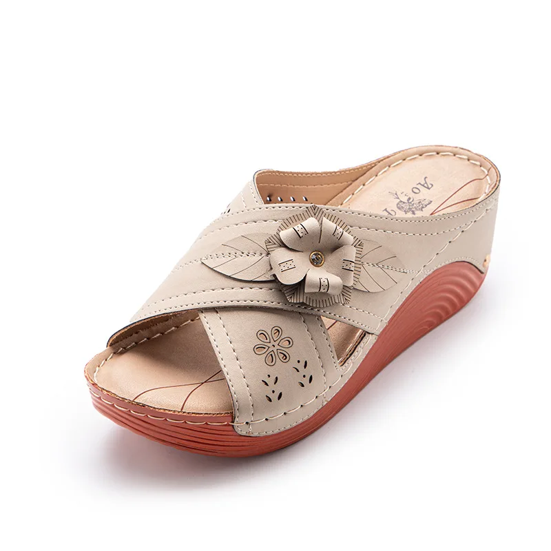 

Fashion Women Sandals Waterproo Sli On Round Female Slippers Casual Comfortable Outdoor Fashion Sunmmer Plus Size Shoes Women