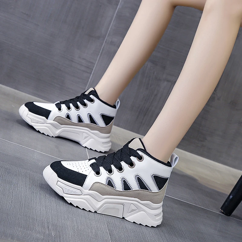 

Женская спортивная обувь, новинка, модная повседневная Вулканизированная обувь средней длины из искусственной кожи, Нескользящие универса...