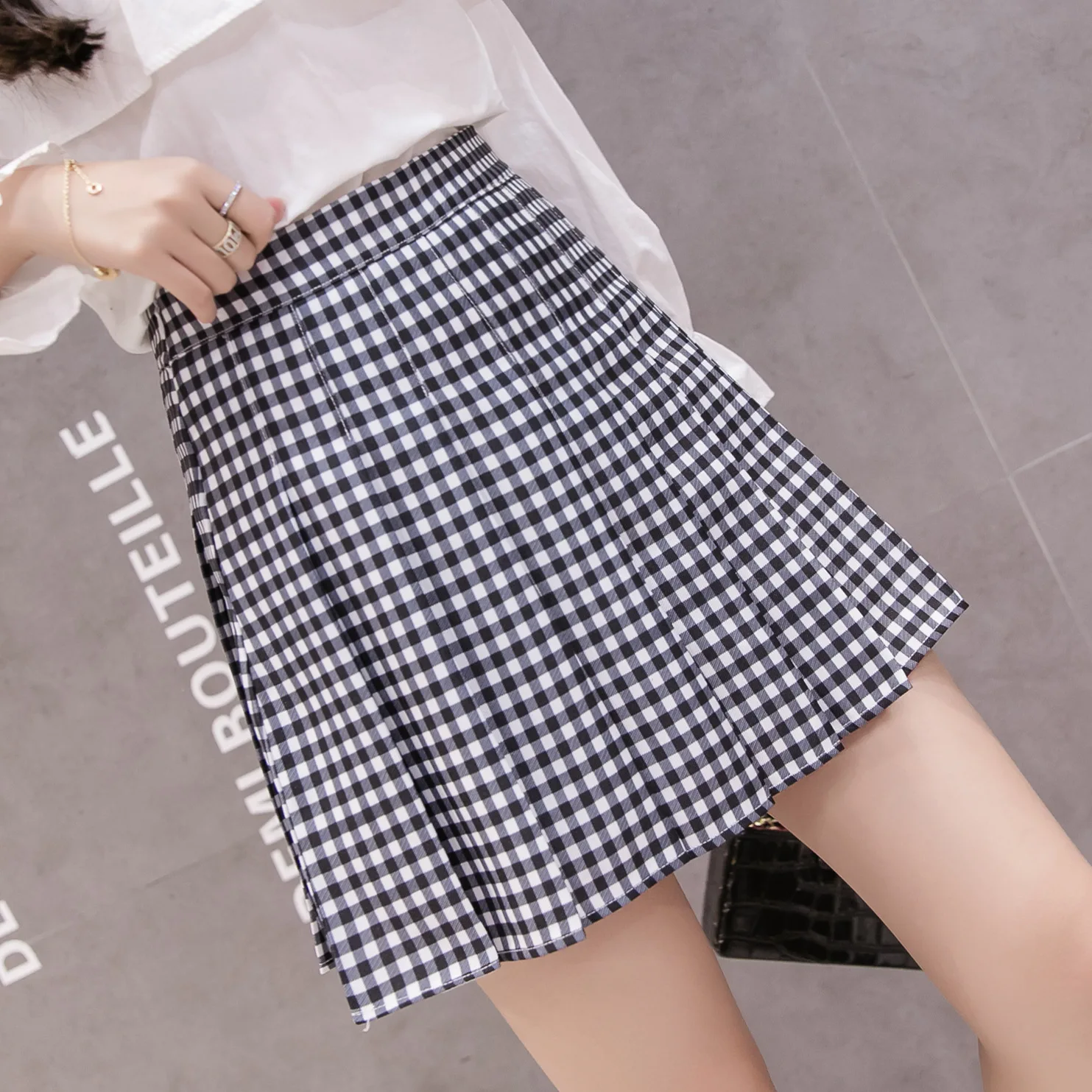 

2020 Summer New Women High Waist Chic Stitching Short Skirt Plaid Pleated Casual Sweet Mini Skirts