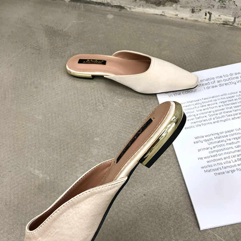 

Women Slippers Round Toe Beige/Black Flats Heels Slip On Shallow Slides Summer Beach Shoes Casual Comfortable Flip Flops Black