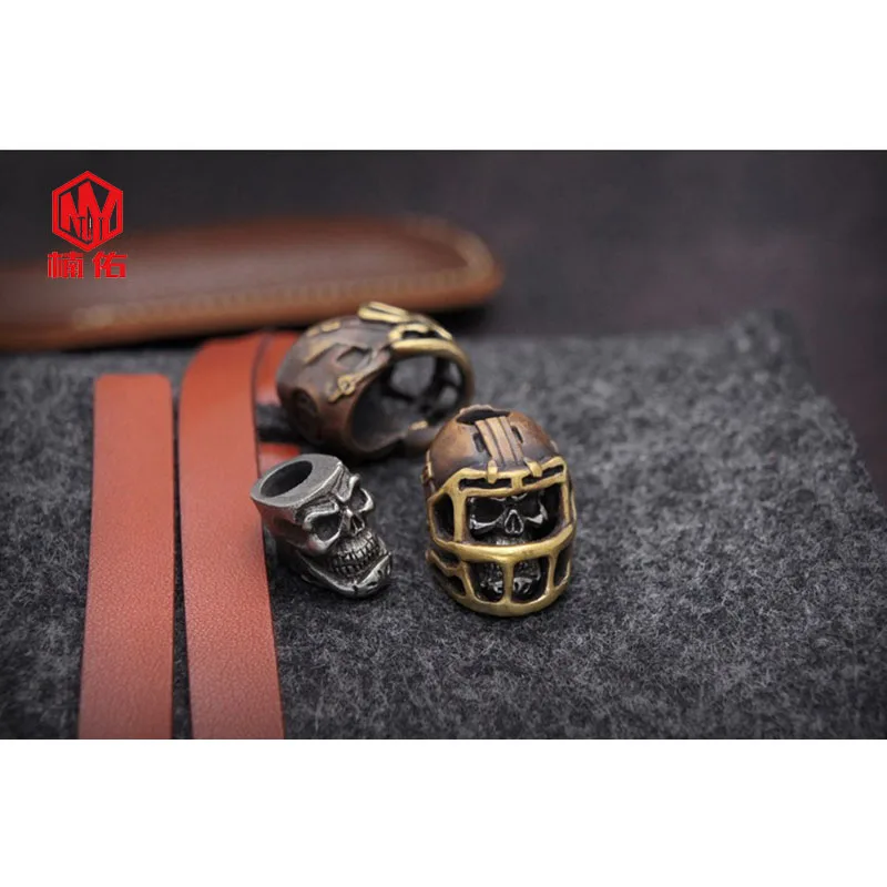 1PC Skull Rugby Hat Football cap Reteo Bronze Tibetan Silver EDC Paracord Beads Umbrella Rope Cord Lanyard Pendants Knife Beads