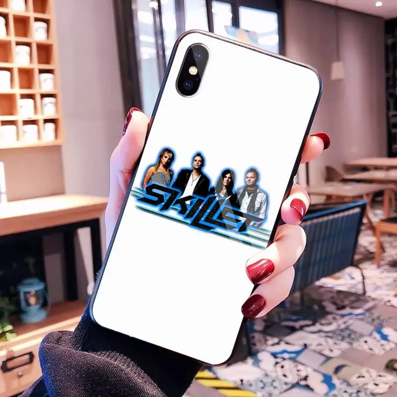 

HUAGETOP RISE SKILLET Soft black Phone Case Tempered Glass For iPhone 11 Pro XR XS MAX 8 X 7 6S 6 Plus SE 2020 case
