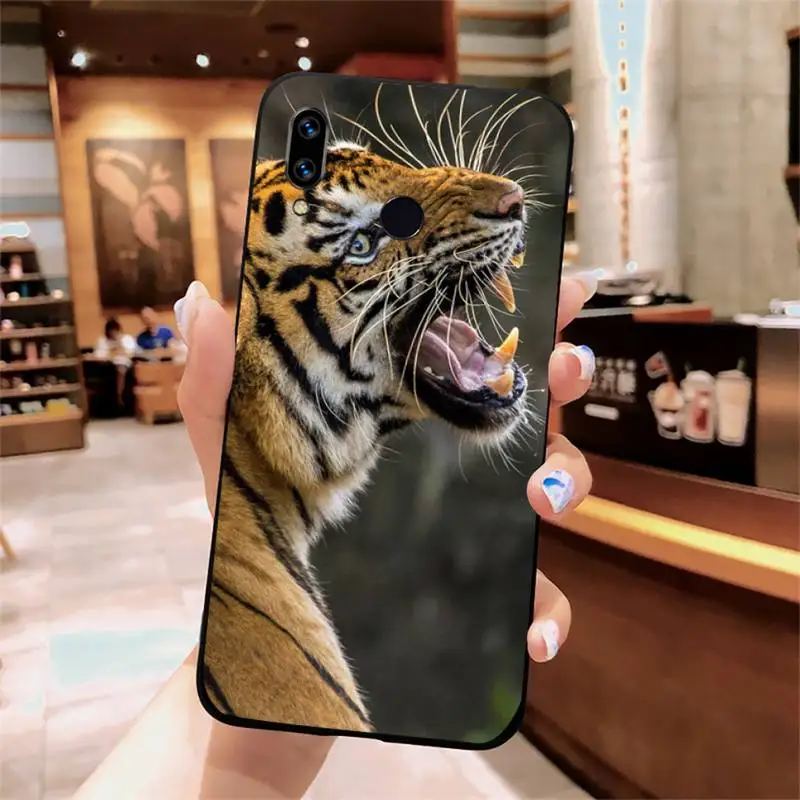 

tiger animal Anti collision and anti falling Phone Case For Xiaomi Redmi note 7 8 9 t k30 max3 9 s 10 pro lite