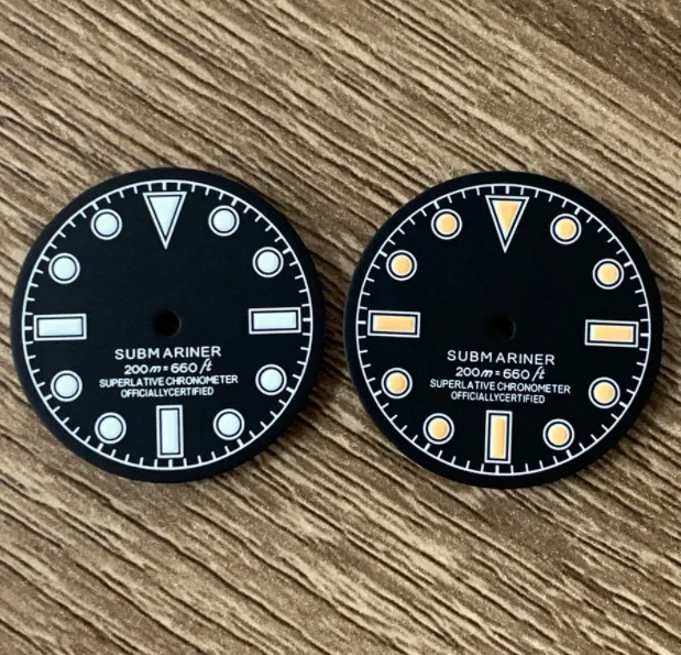 

28.5mm Green Luminous Black Watch Dial for NH35/NH36 Movement with S Logo