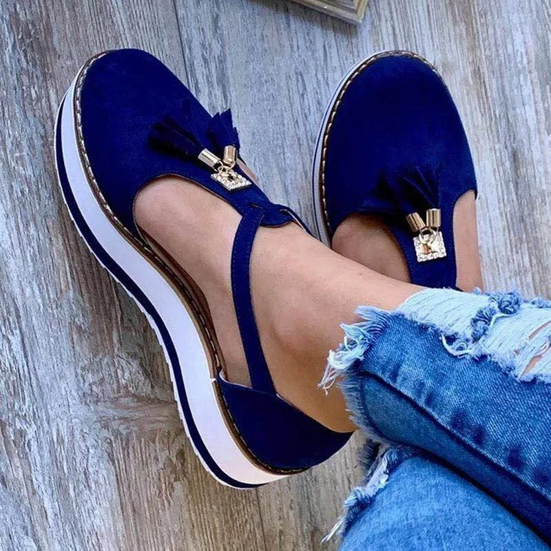 Women's Slip On Flat Shoes 2021 New Tassel Round Toe Ladies Platform Casual Shoes Dress Party Cute Female Vulcanized Shoes