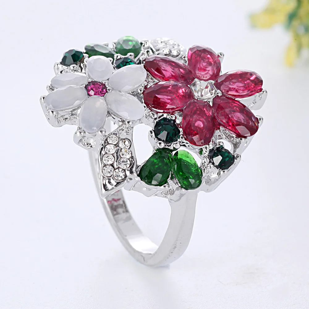 Женское Обручальное кольцо с фианитом кристаллами и цветком ювелирные изделия