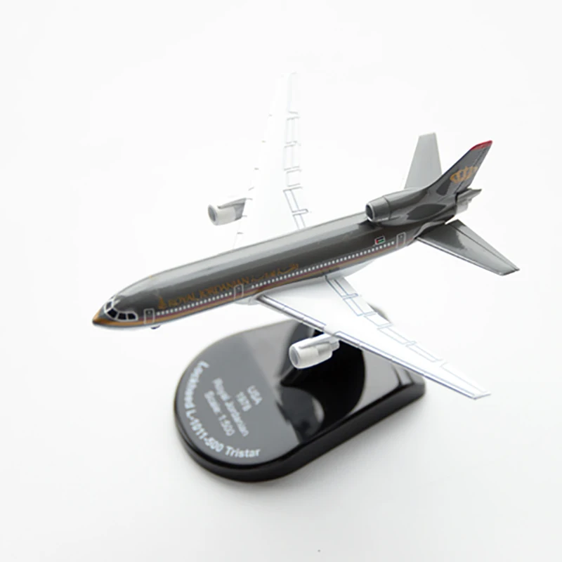 

Модель самолета, литая под давлением, масштаб 1/500, L-1011-500