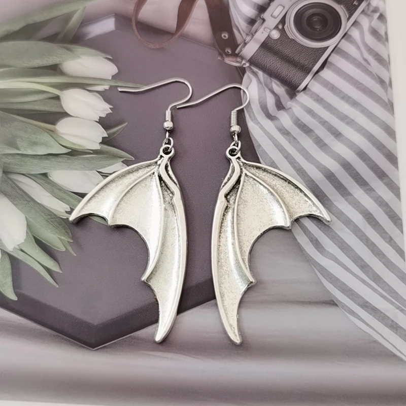 Серьги в виде крыльев летучей мыши искусственные серьги на Хэллоуин стиль
