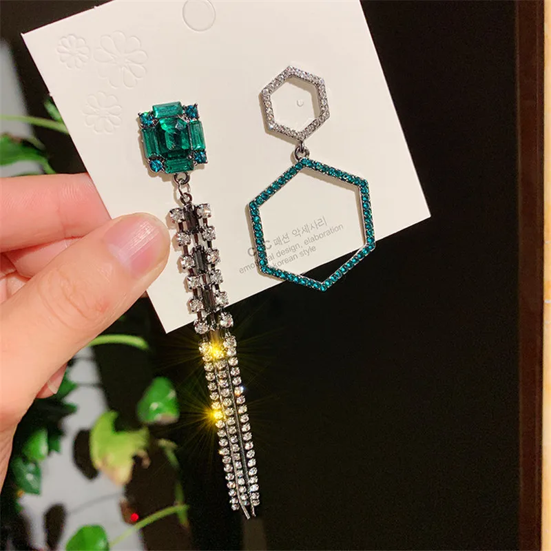 Милые женские серьги подвески с цирконом элегантные Серебристые Длинные