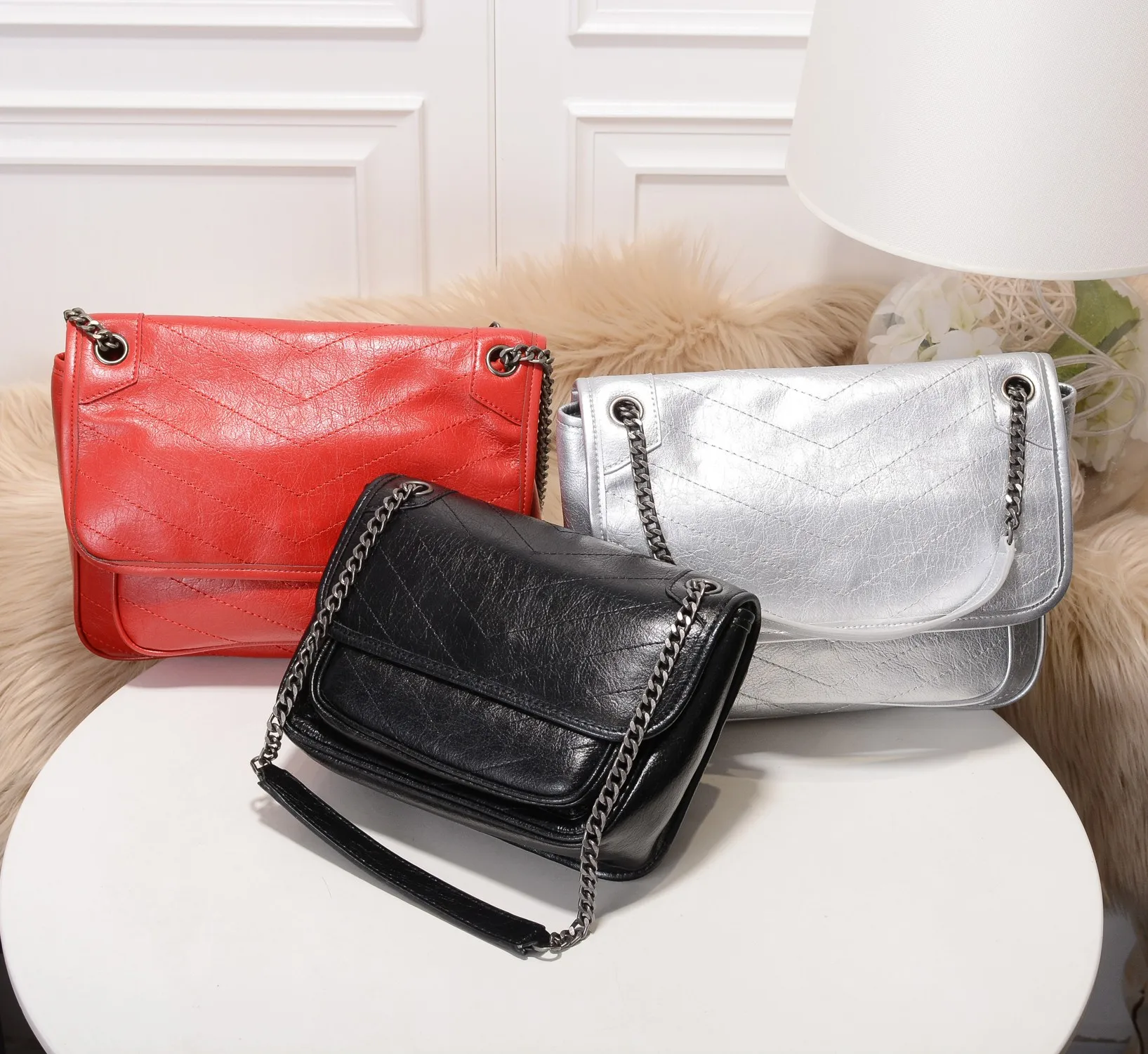 

2021 new fashion cowhide leather all-around leather bag with large capaci