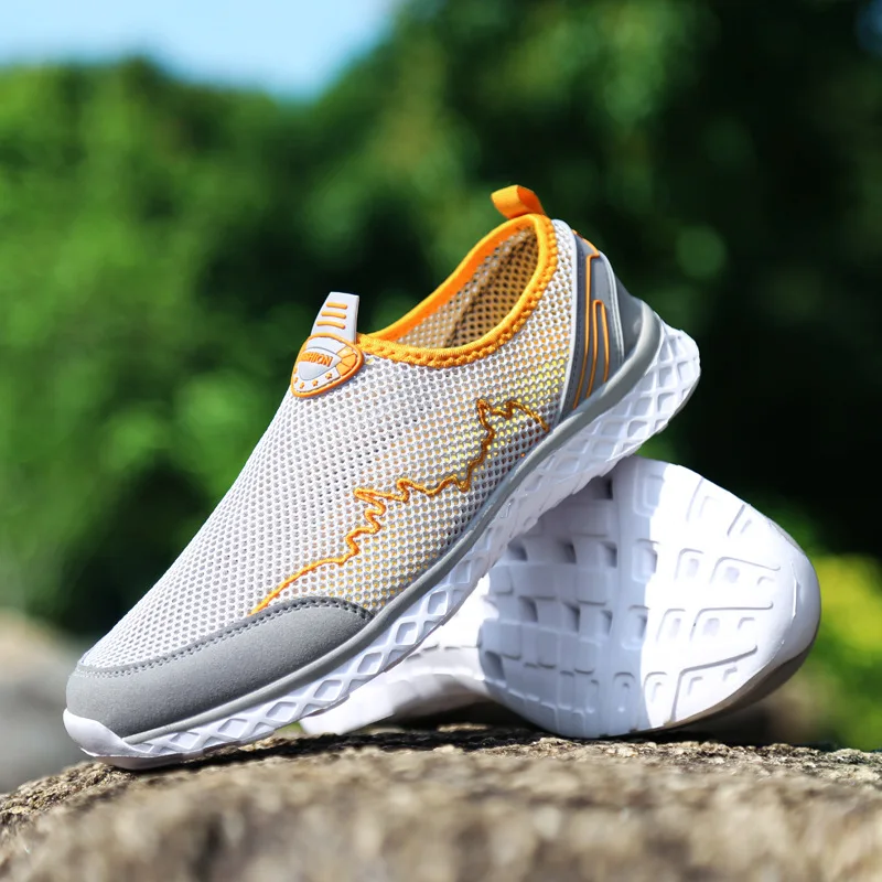 Модная Летняя обувь Мужская повседневная сетчатая Легкие дышащие слипоны на