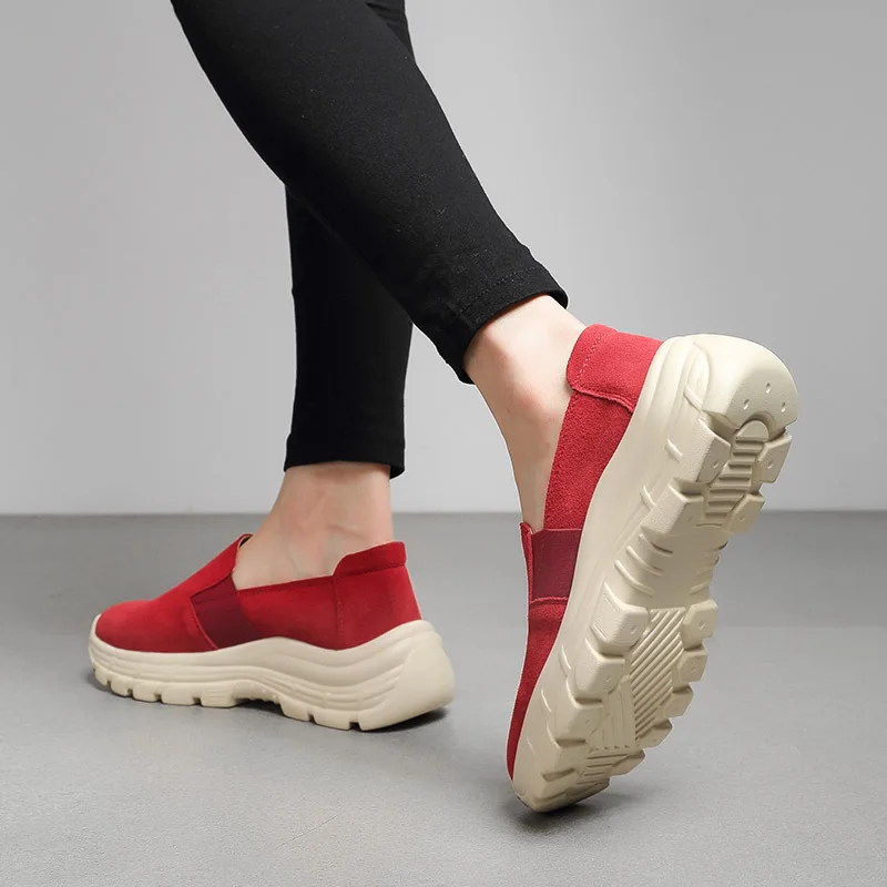 Женские кроссовки Женская дышащая обувь на танкетке Вулканизированная