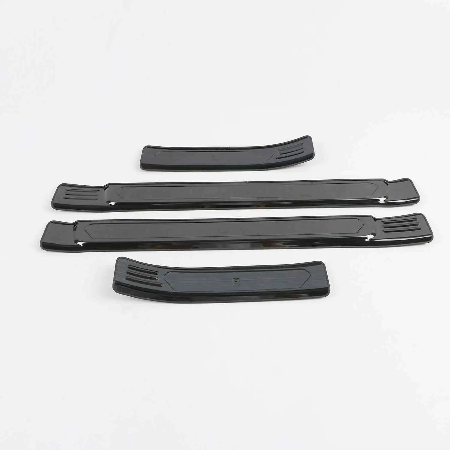 

For Volvo XC40 XC 40 2017 2018 2019 2020 Door Sill Scuff Plate Protector Kick Guard Pedal Step Cover Trim Car Accessories