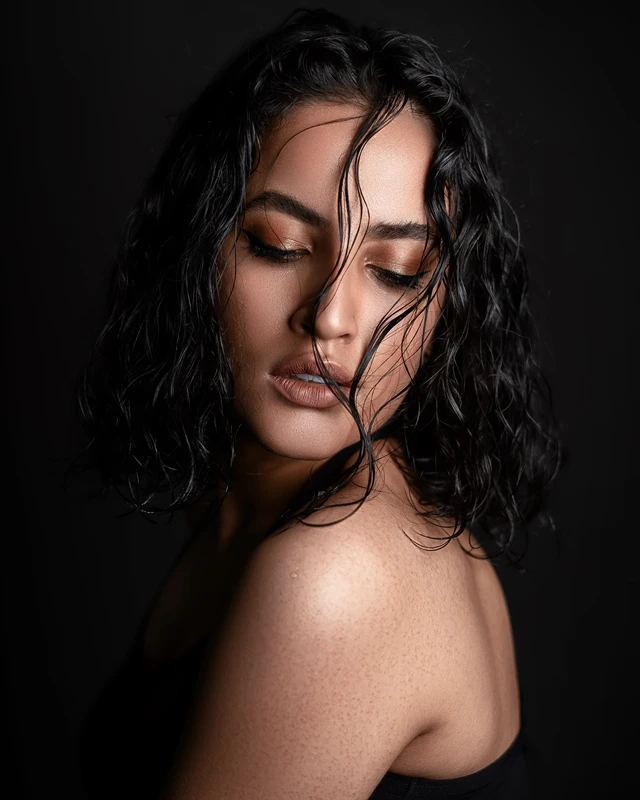 

Modern Fashion Girl Graffiti Wall Art Poster Black White Watercolor Canvas Painting Nordic Wall Pictures Living Room Home Decor