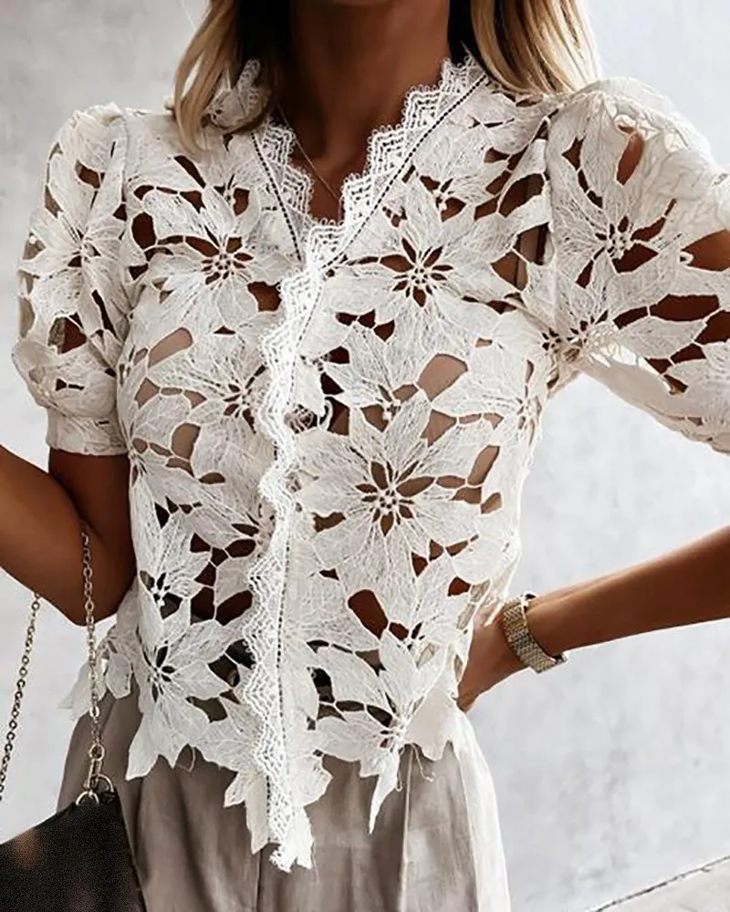 

Summer New Women's Blouse blouse Eyelash Guipure Lace Cutout Puff Sleeve Top