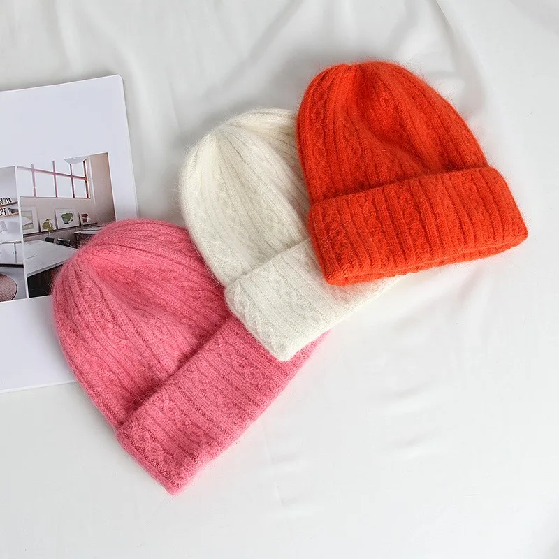 

New High Quality Winter Hats For Women Warm Rabbit Fur Hair Female Caps Fashion Solid Colors Wide Skullie Beanies Vacation Hat