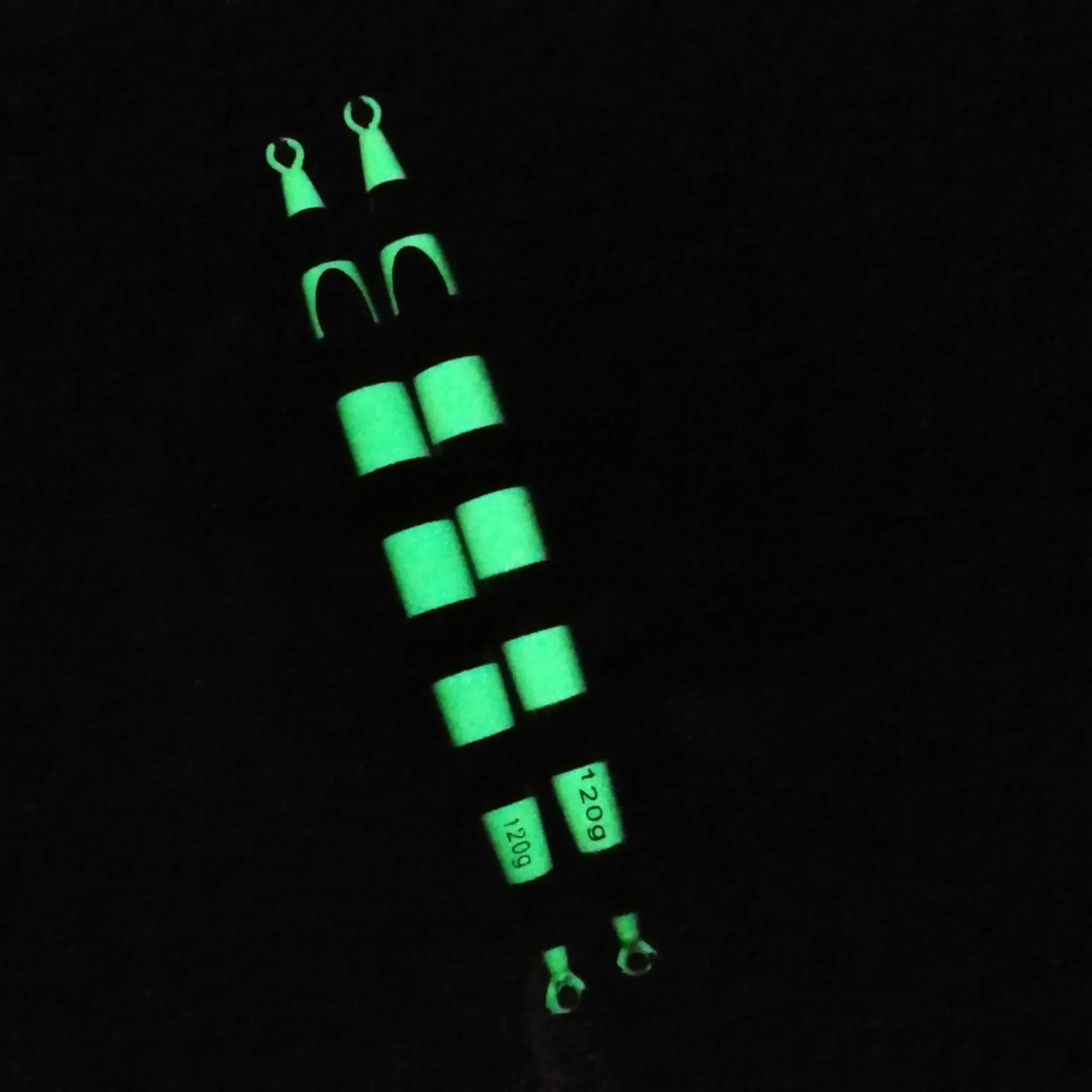 

HOOFISH 2PCS /LOT Deep Sea Metal Jig Lure 120g/150mm 2Colors Jigging Lure Saltwater Artificial Bait Fishing Tackle