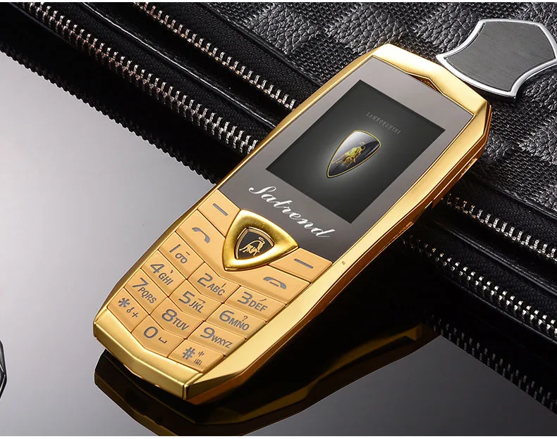 Золотой Роскошный телефон A18 с двумя sim-картами, Bluetooth, MP3, MP4, FM камерой, металлический корпус, автомобильный телефон, 1,8 дюймов, дешевый телефон - Цвет: Золотой