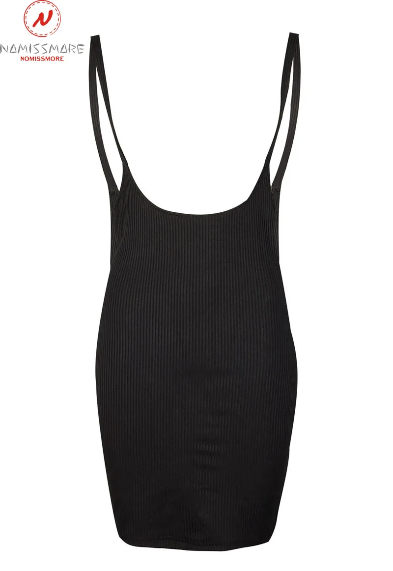 Женское платье на бретельках в стиле пэчворк без рукавов с открытой спиной