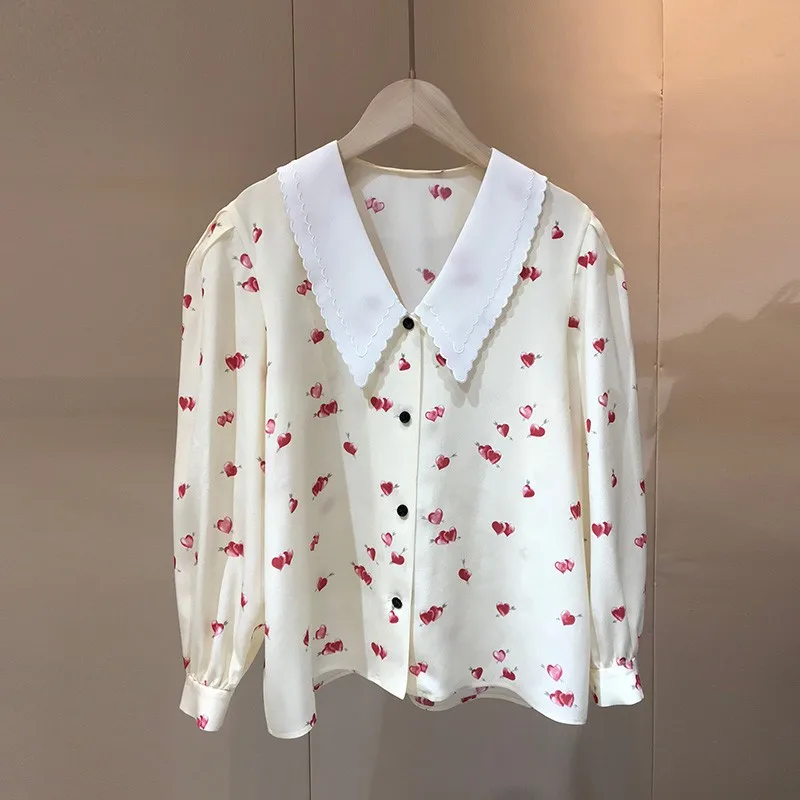 

Блузка женская шелковая с вышивкой, элегантный топ, милая рубашка с красными сердечками и белым воротником, весна-лето 2021