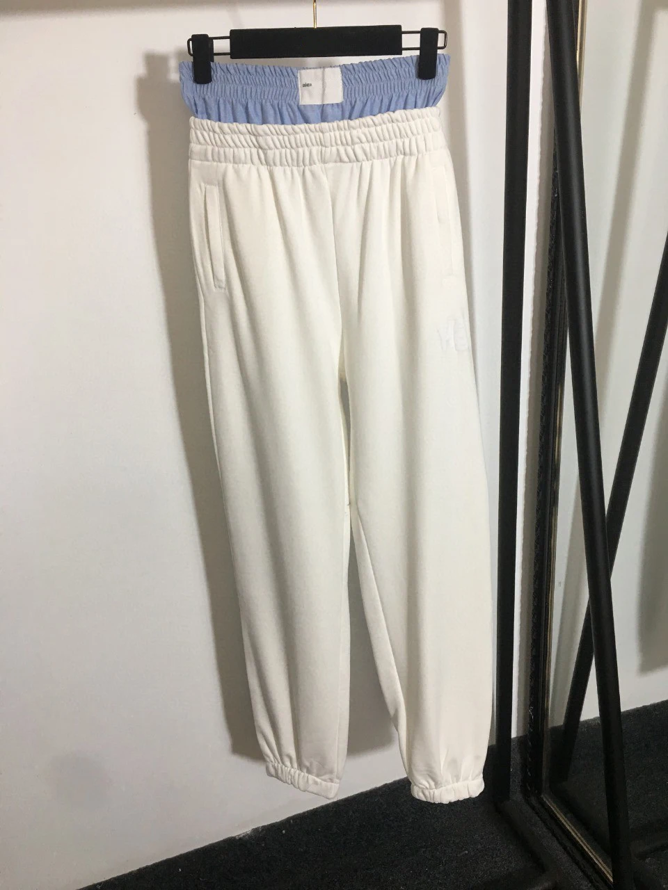 

High Quality Luxury Summer Women AW Wang Letters Print Short Sleeve Tshirt+ealstic High Waist Casual Pants 2pcs Set