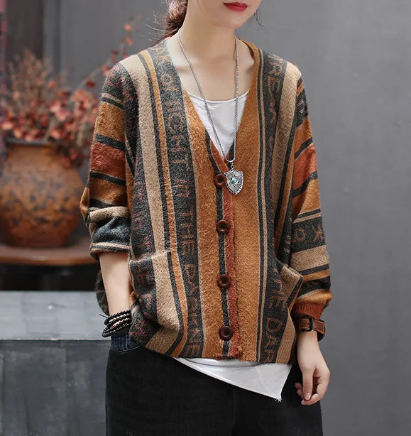 Autumn Sweater Women Retro Loose Knitting jackets 2019 New Ladies Cardigan Tops Long-sleeved pocket Print Casual Coat |