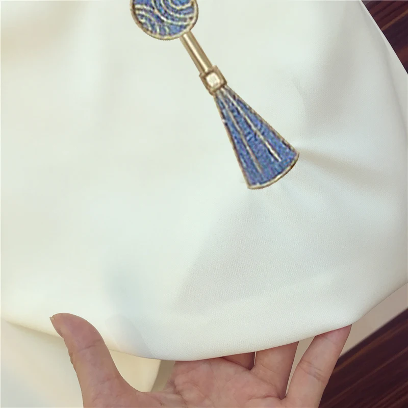 Женский костюм из двух предметов с вышивкой желтая длинная футболка и