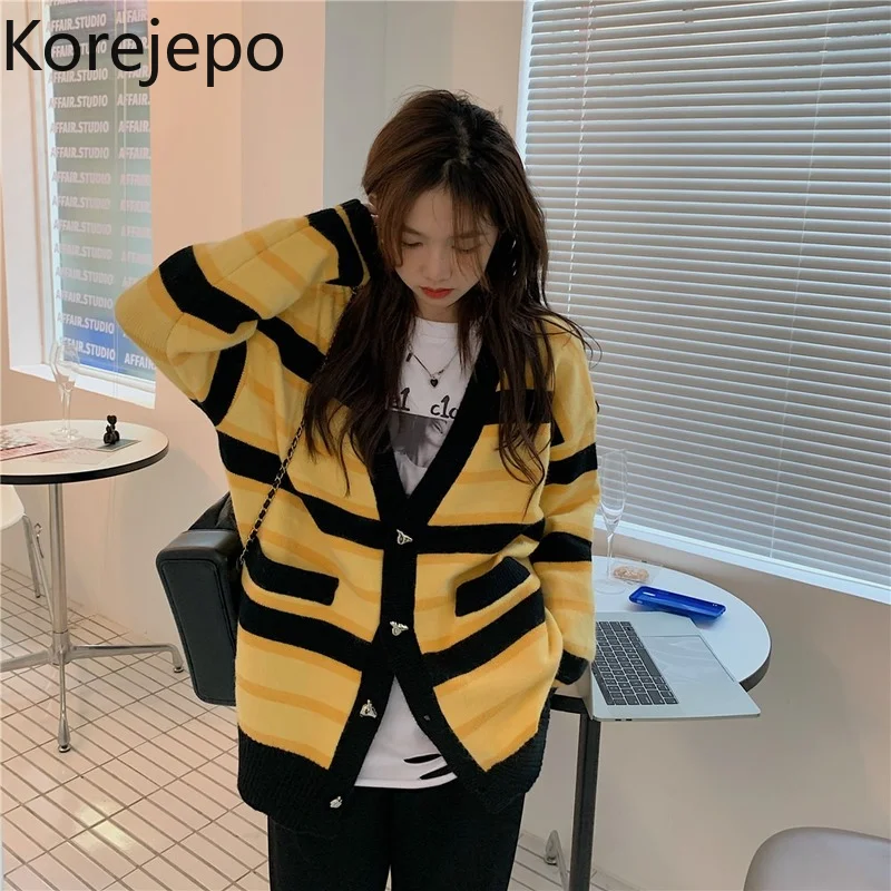 

Женский трикотажный кардиган в полоску, с длинным рукавом