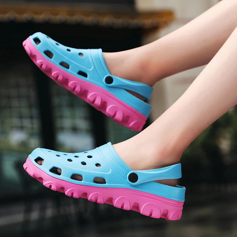 

The new summer couple outdoor beach shoes big size Baotou Cong Cong shoes light and breathable outdoor two wear sandals slippers