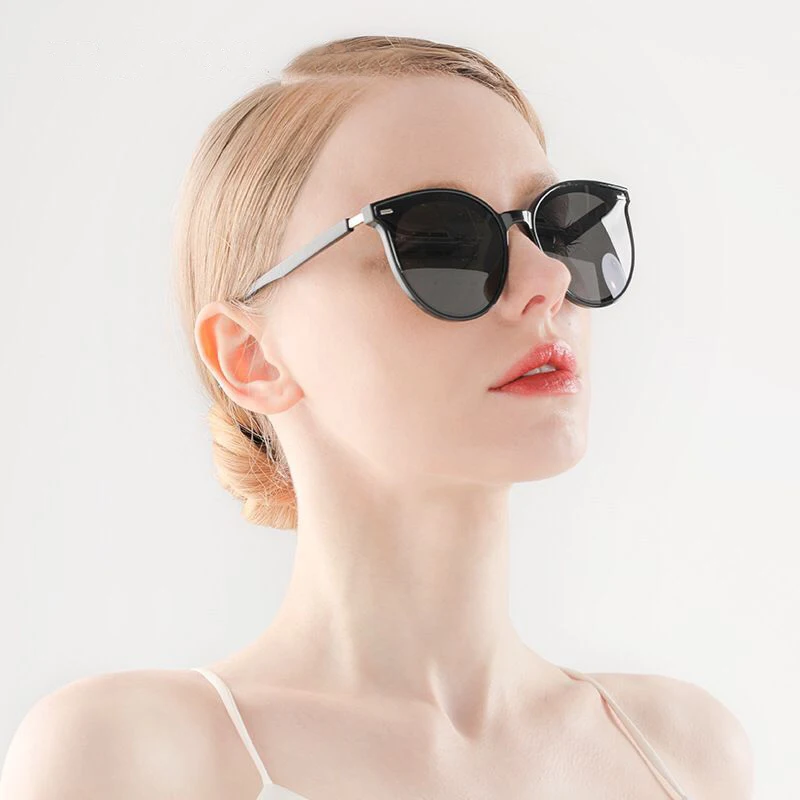 

Buy 1 Get 1 Free Fashion Round Sunglasses Women Vintage Luxury Brand Designer Black Sun Glasses For Female UV400 Eyewear Shades