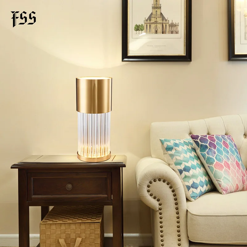 Настольная лампа FSS в современном скандинавском стиле с кристаллами золотого и