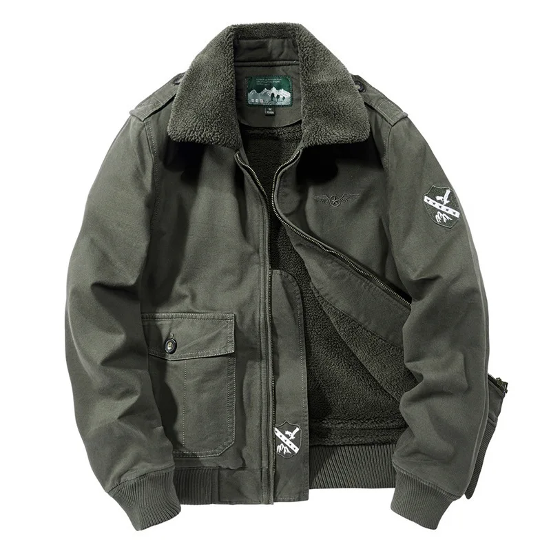 

Coats & Jackets