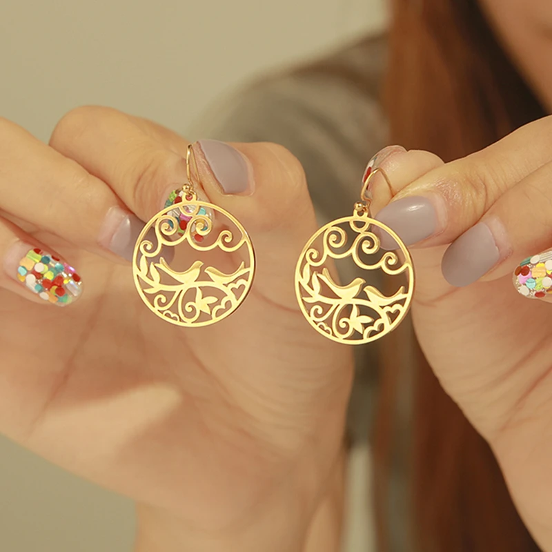 

Hollow Bohemia Birds Flower Figure Big Metallic Pendant Dangle Earring Stainless Steel Gold Plated Drop Earrings for Women Boho