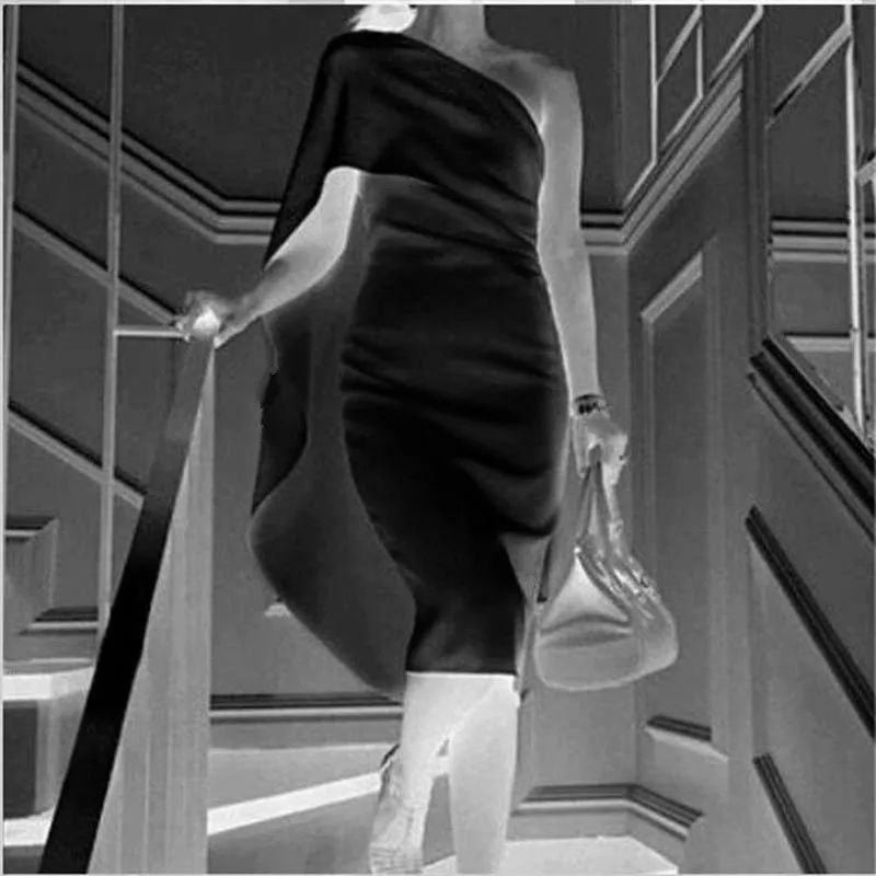 

black Simple Style One Shoulder Satin Cocktail Dresses keen Length Formal Party Dresses Special Occasion Dresses with the cape
